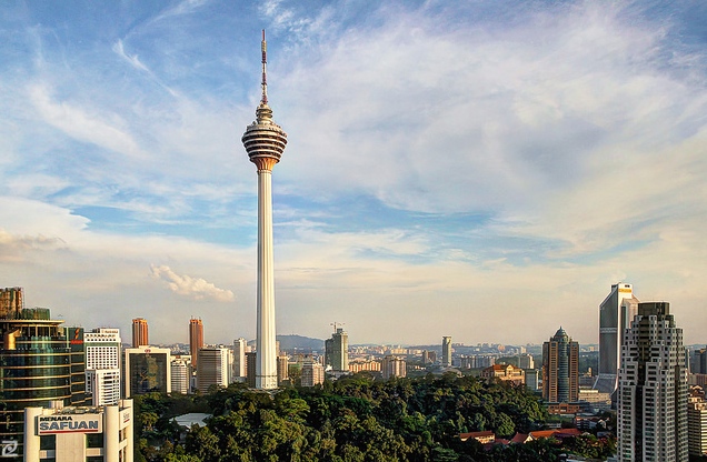 برج های دو قلو و مخابراتی مالزی