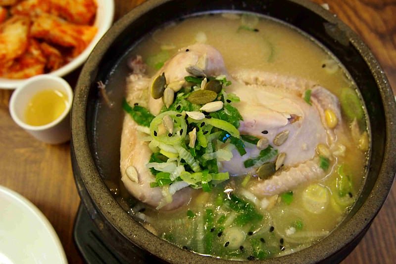 سامگ یتانگ سوپ مرغ و جینسینگ
