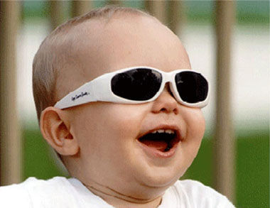 راهنمای خرید عینک آفتابی بچه گانه
