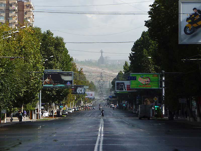 خیابان ماشتوتس ایروان 3