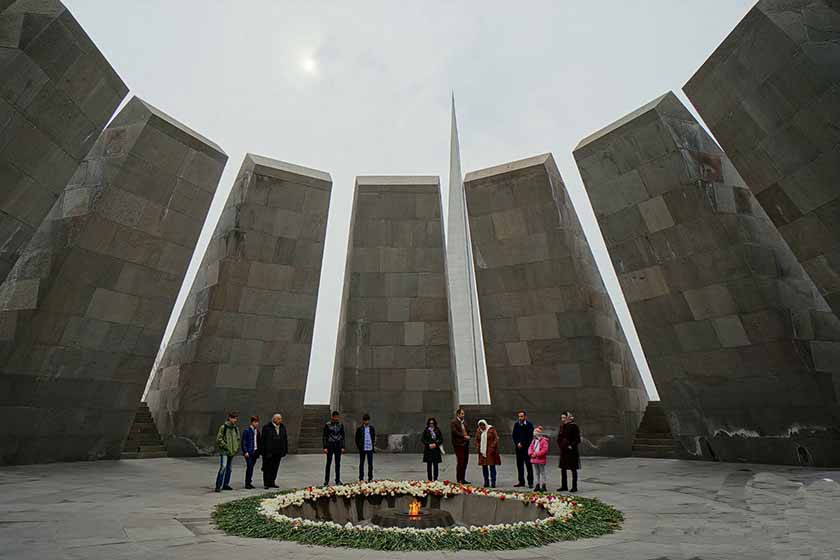 یادمان نسل کشی ارمنی ها 1