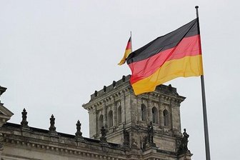 آلمان مقابل عربستان ایستاد