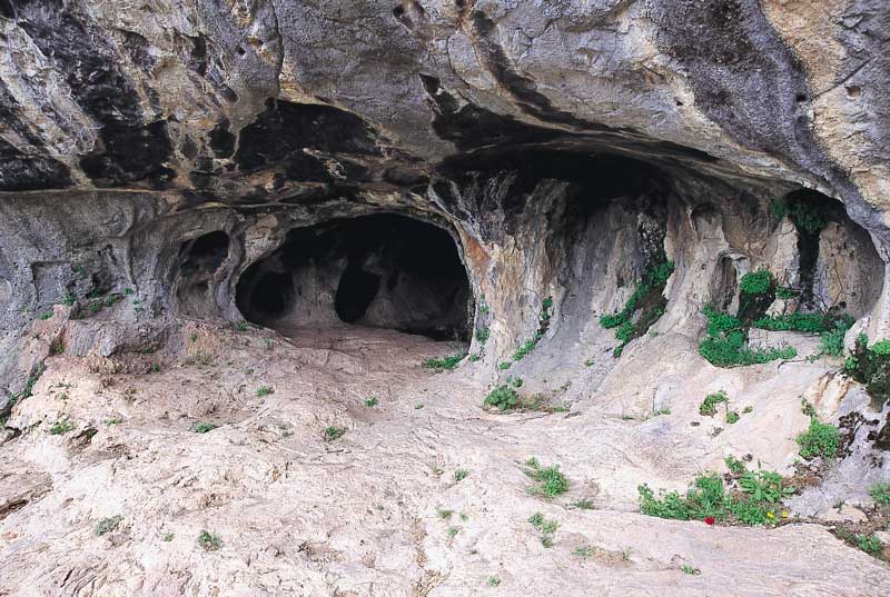 غار کارائین 1