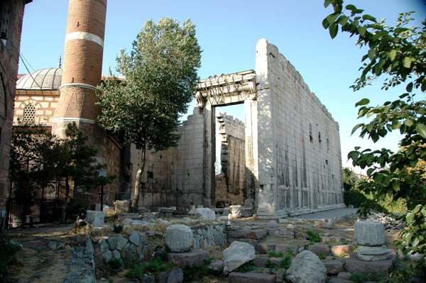 معبد آگوستوس 5